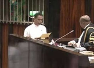 බන්දුලාල් බණ්ඩාරිගොඩ නව පාර්ලිමේන්තු මන්ත්රීවරයෙක් ලෙස දිවුරුම් දෙයි