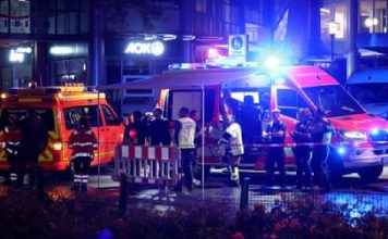 පිහි ඇණුමකින් ජර්මනිය කැළඹෙයි