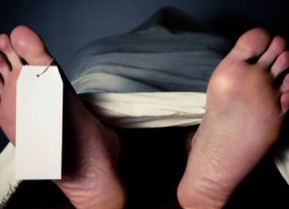 ප්රචණ්ඩ වූ කාලගුණය පළමු මිනිස් බිල්ල ගනී! දෙදරු පියෙක් ගංවතුරට බිලි වෙයි!