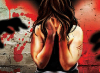 පාසල් යන බව කියා පැමිණ ගෙදරට හොරෙන් මිහින්තලේ ගිය 13 හැවිරිදි සිසුවියන් දෙදෙනා රවටා හදි කළ තරුණයින් දෙදෙනාට වැඩ වරදී